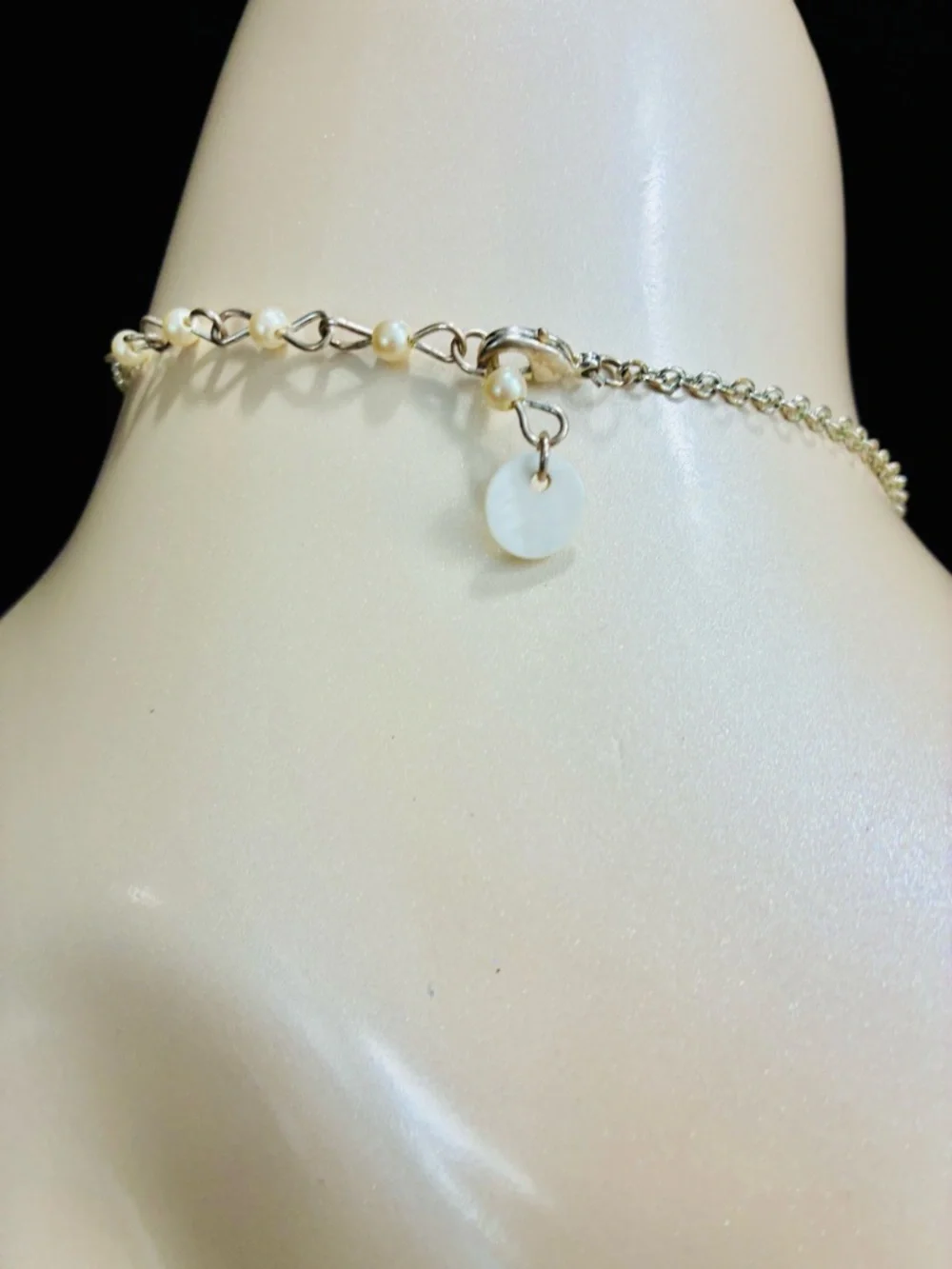 White Floral Hibiscus Carved Mother of Pearl Pendant Necklace with Pearl Tassel